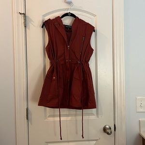Women’s Red Cinching Cargo Utility Vest